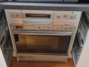 愛知キッチン取付け隊　ガスオーブンの撤去　施工前